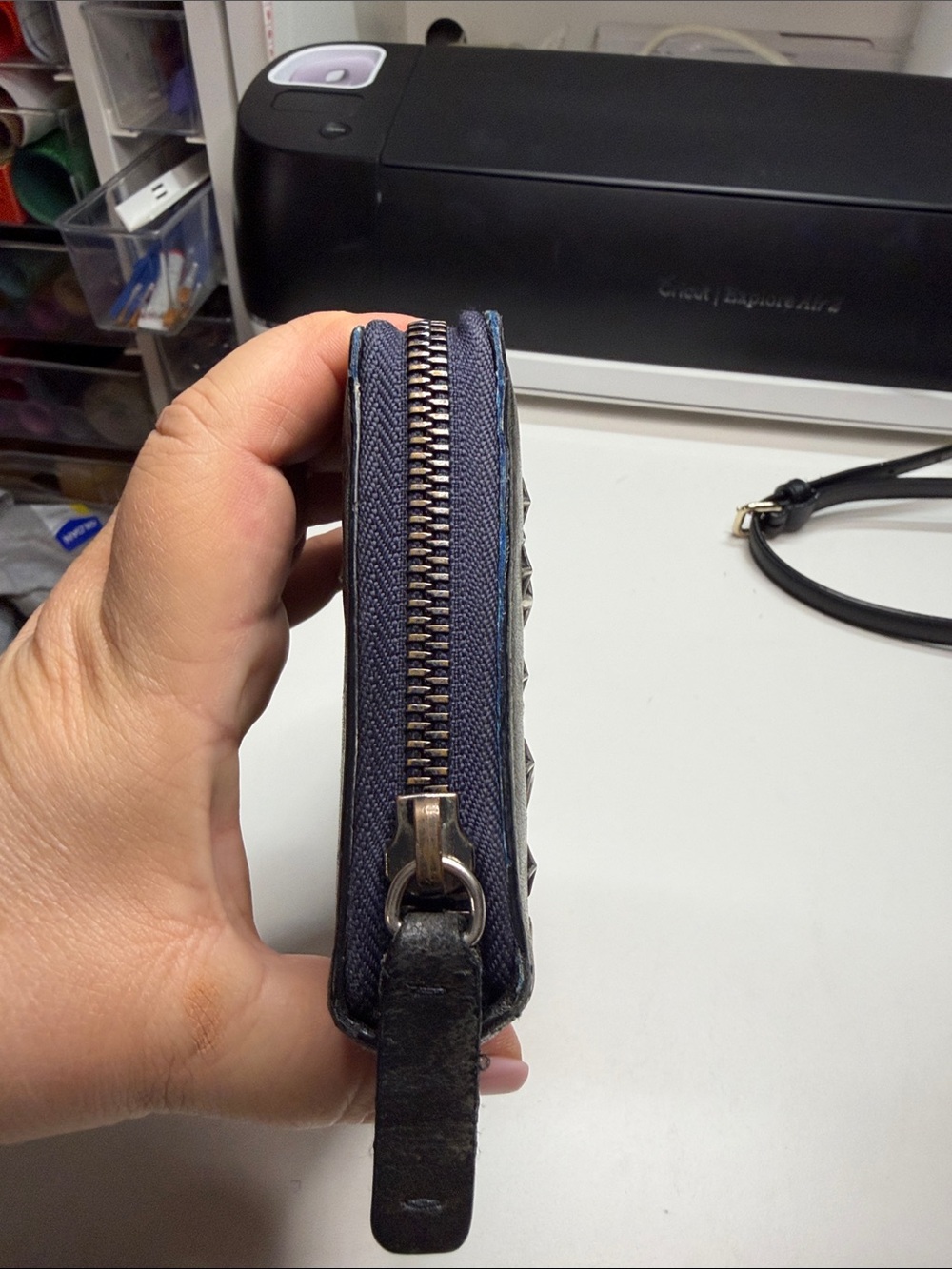 Jimmy Choo Black Leather Star-Embellished Zip Wallet - Picture 5 of 7